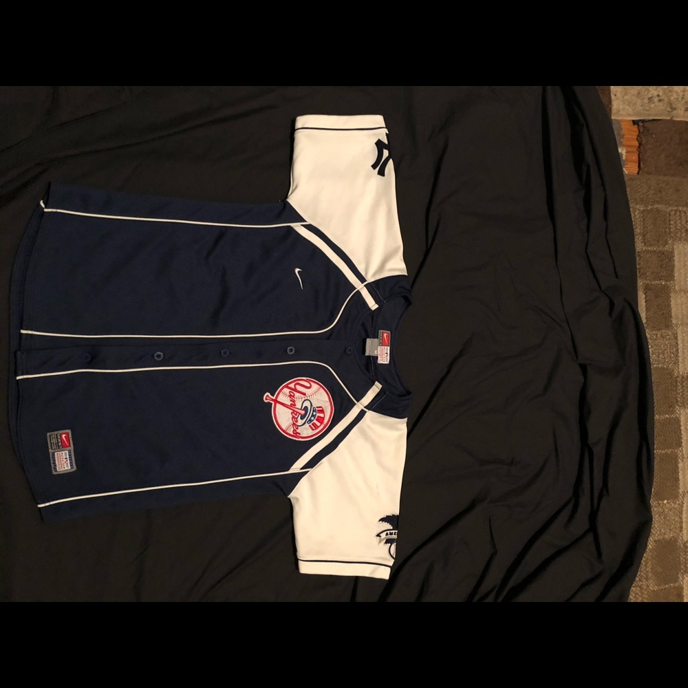 Nike New York Yankees Derek Jeter stitched jersey